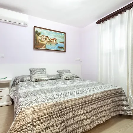 Miramar Por La Playa Apartment